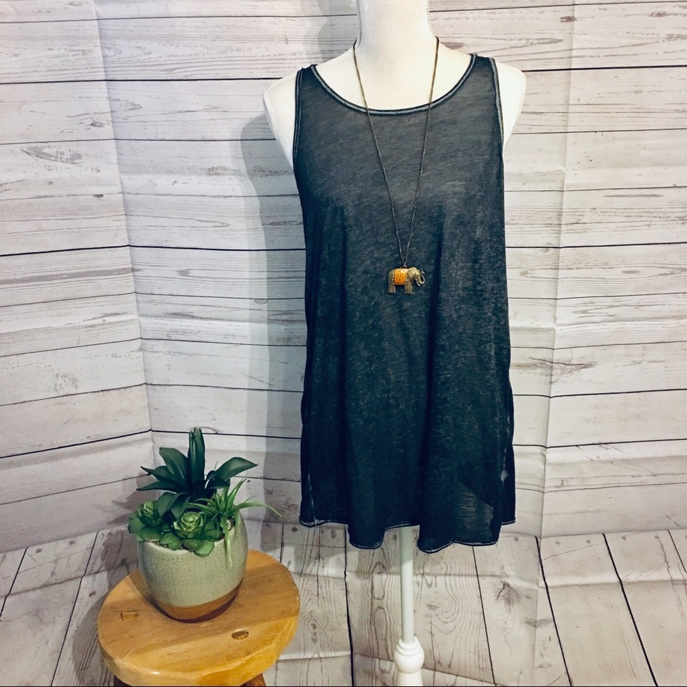 Black/Grey Mossimo Winged Back Tank Top Large